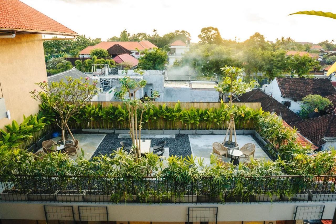 Hotel Tanaga Coliving Seminyak Exterior foto