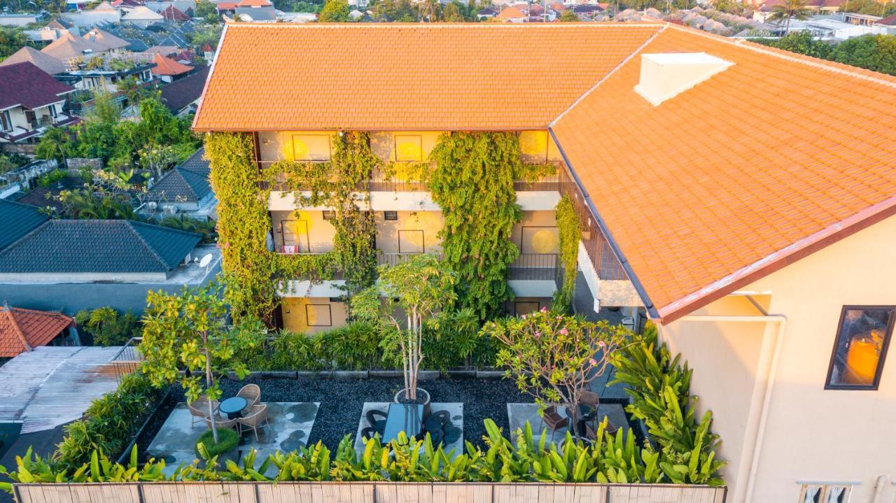 Hotel Tanaga Coliving Seminyak Exterior foto
