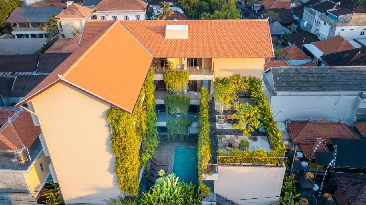 Hotel Tanaga Coliving Seminyak Exterior foto